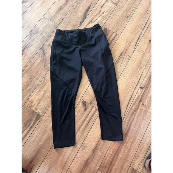 Athleta size small black cropped athletic leggings - Picture 1 of 3